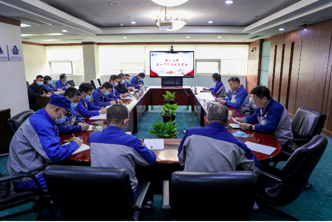 以清為美，以廉為榮——安彩高科紀(jì)委召開(kāi)五一節(jié)前廉政教育會(huì)